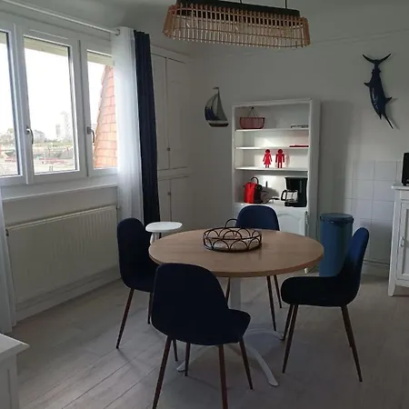 Cote D'opale 2 Vue Sur Le Port De Plaisance 4 Pers Maxi Apartment
